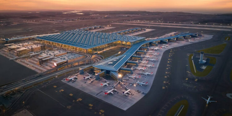 İstanbul Havalimanı Yine Zirveyi Kaptı