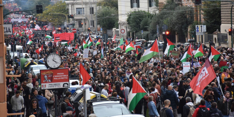 İtalya Ayağa Kalktı! Sumud Filosu İçin Genel Grev Kararı