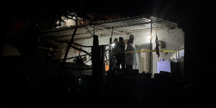 İzmir'de Baba Dehşeti! Oğlunu Öldürdü, Eşini Ağır Yaraladı