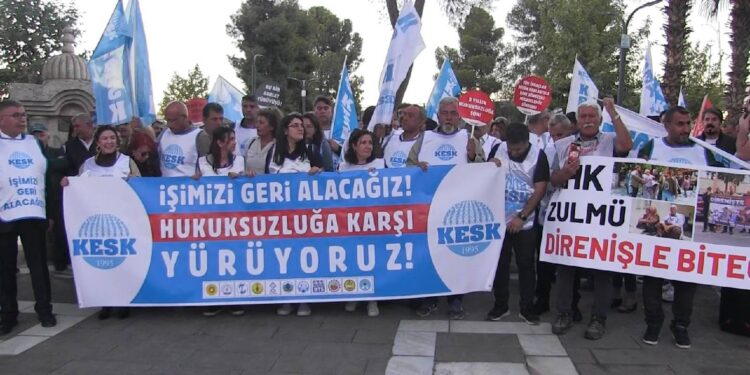 KESK, Şanlıurfa'dan Ankara'ya KHK'lılarla yürüyüş başlattı