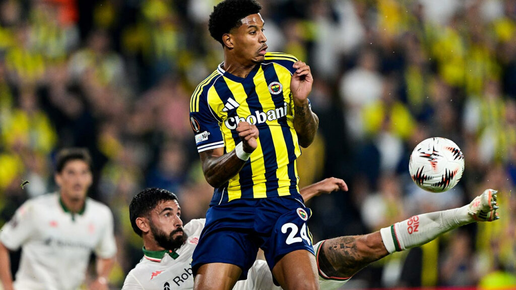 Kadıköy'de Zafer Fenerbahçe'nin! Kanarya, Nice'i İki Golle Devirdi
