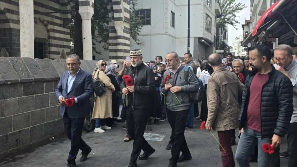 Koma Amed Elçi'yi vurulduğu yerde andı