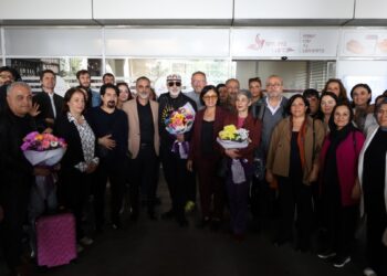 Koma Amed üyeleri, Amed'de şarkılarla karşılandı