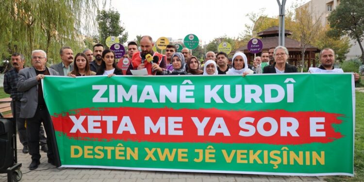 'Kürtçe'ye yönelik ayrımcı politiakalar derhal sonlandırılmalı'