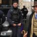 Louvre soygununu fedora şapkalı bu metroseksüel dedektif çözebilir mi?