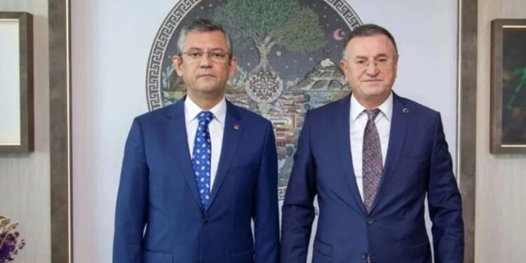 Lütfü Savaş'tan Yeni Yargı Hamlesi! Özgür Özel Hakkında...