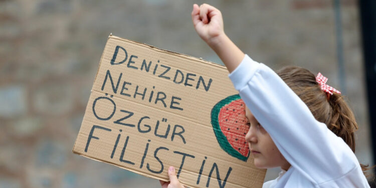 MEB Duyurdu... Okullarda Filistin İçin Farkındalık Eğitimi