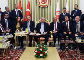 Meclis Açılışında En Çok Bu Fotoğraf Konuşulmuştu... Cumhurbaşkanı Erdoğan'dan İlk Yorum Geldi