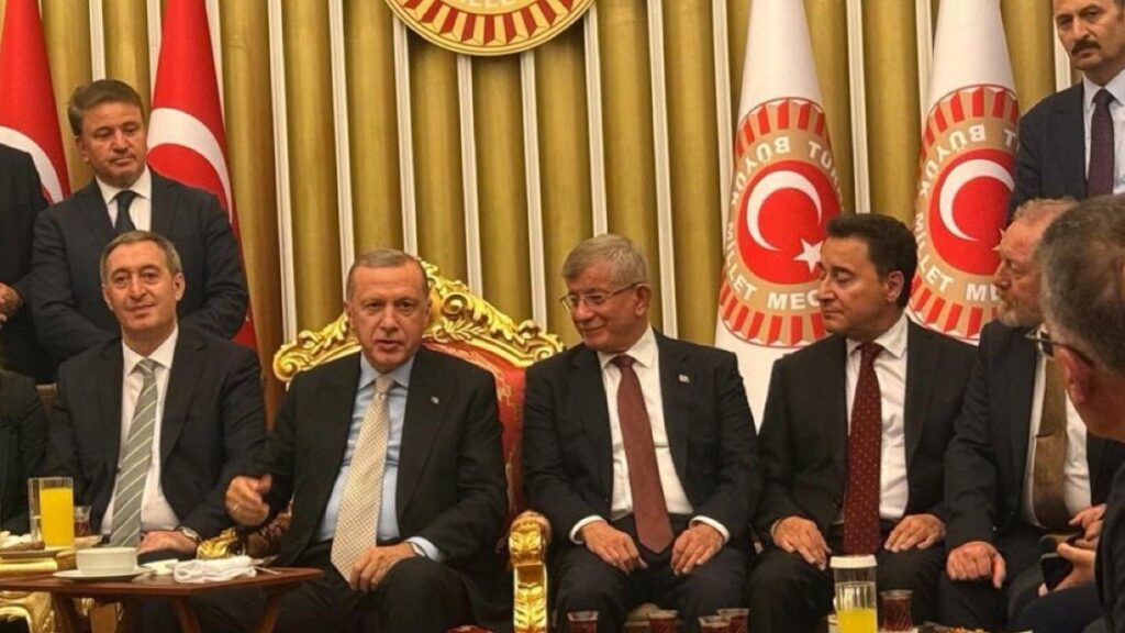Meclis açılışı resepsiyonu sona erdi