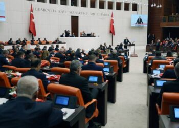 Meclis’te yeni dönem CHP ve TİP’siz başladı: Erdoğan ayakta karşılandı; DEM ve İyi Parti alkışlamadı