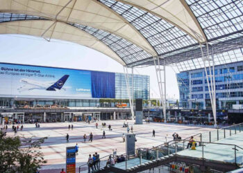 Münih'te Neler Oluyor? Patlamalar, Bomba İhbarı, Gizemli Dronelar... Uçuşlar Durduruldu, Binlerce Yolcu Mahsur Kaldı