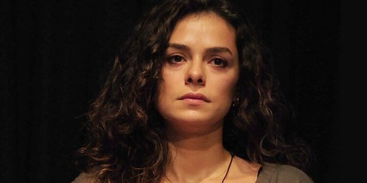 Oyuncu Özge Özpirinçci’den "uyuşturucu" operasyonu sonrası ilk paylaşım: İşimizde gücümüzdeyiz!