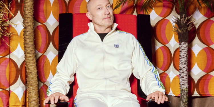 Paul Kalkbrenner 7 Yıl Aradan Sonra Yeni Albümü 'The Essence' ile Döndü