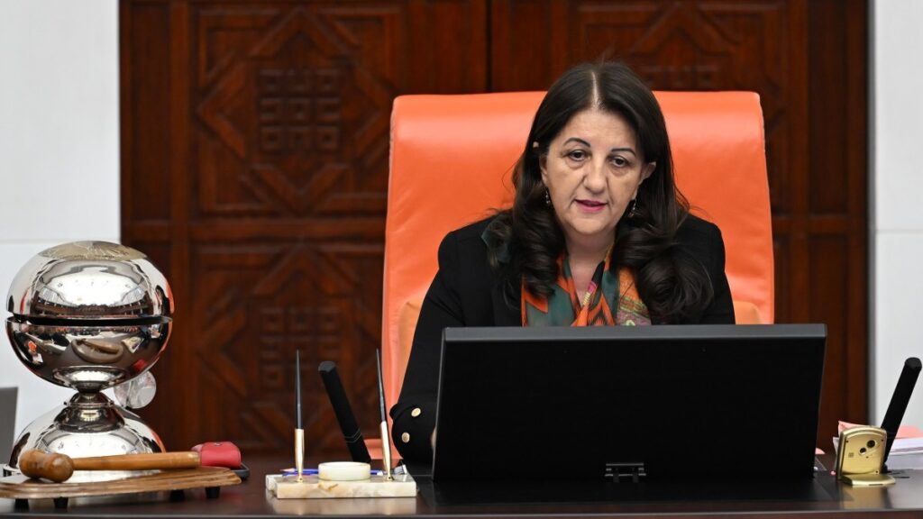 Pervin Buldan'dan İYİ Parti Grubuna: Size inat barış demeye devam edeceğiz