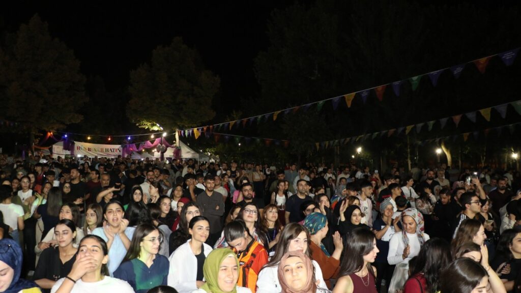 Peyas Festivali Beser Şahin’in konseriyle son buldu