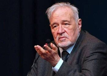 Prof. Dr. İlber Ortaylı’dan Louvre Müzesi soygununa: İmparatorlarının namusunu koruyamadılar!