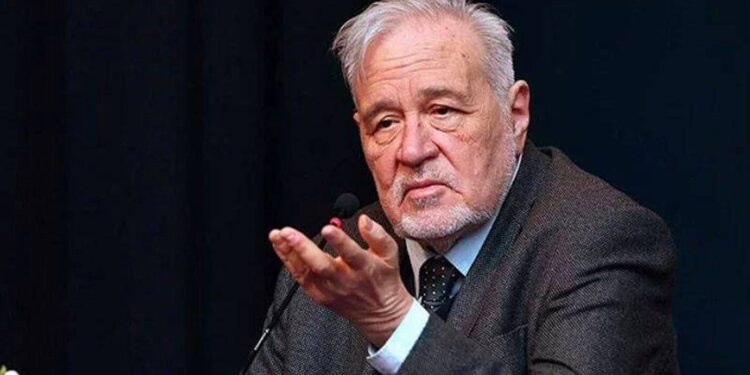 Prof. Dr. İlber Ortaylı’dan Louvre Müzesi soygununa: İmparatorlarının namusunu koruyamadılar!