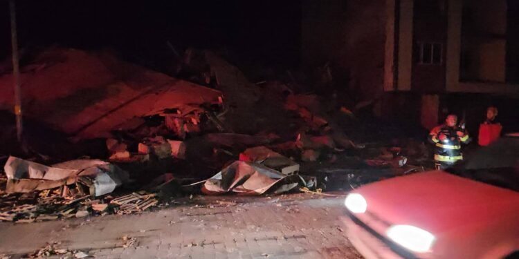 Prof. Dr. Okan Tüysüz 6,1'lik deprem için "Atom bombası kadar güçlü" dedi; 10 Ağustos'tan bu yana Sındırgı'da kaç deprem oldu?