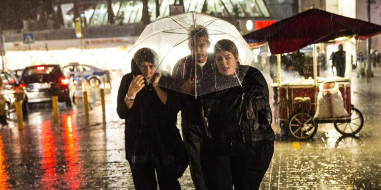 Saat Verildi: 9 İl İçin Kritik Uyarı! Sağanak ve Fırtına Geliyor