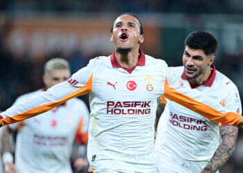 Sane Şov Yaptı, Aslan 3 Puanı Kaptı!