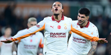 Sane Şov Yaptı, Aslan 3 Puanı Kaptı!