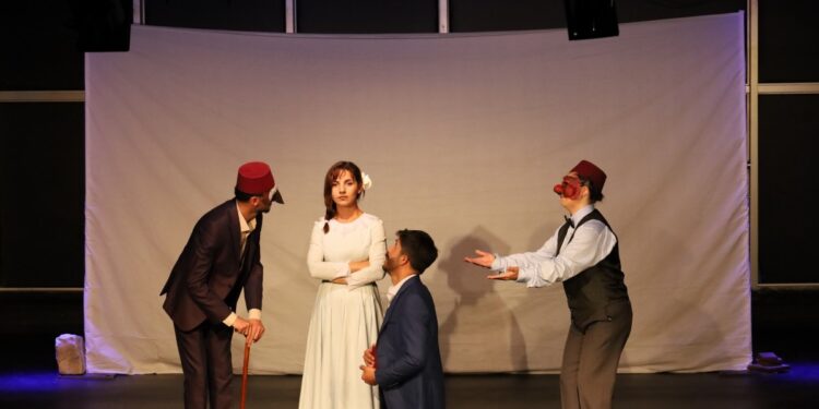 ŞanoWan'ın 'Xulamê du Xudanan' oyununa yoğun ilgi