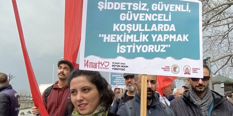 Şiddet ve dava baskısı TUS’u etkiledi, bir çok branş boş kaldı