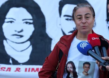 Sivas'ta iki kardeşi evlerinde bıçaklayarak öldüren sanığa, 2 kez ağırlaştırılmış müebbet hapis cezası