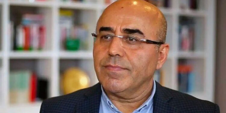 Şizofren bir adamın iddialarıyla açılan deli saçması bir soruşturma