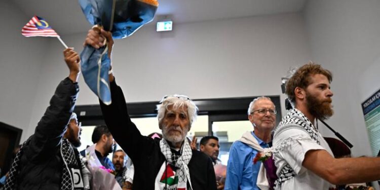 Sumud Filosu aktivistleri sağlık muayeneleri için Adli Tıp Kurumu'na sevk edildi