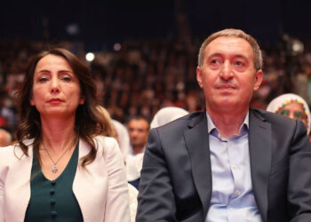 Terör Örgütü PKK'nın Türkiye'den Tamamen Çekilme Kararı Sonrası DEM Parti'den İlk Açıklama