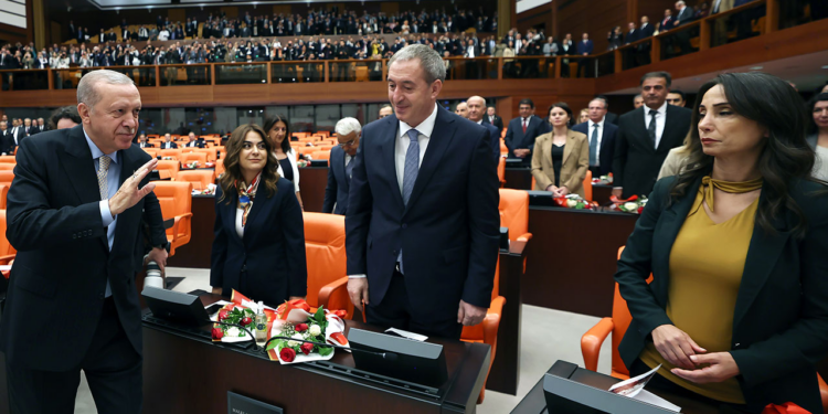 Tokalaşma Krizine Nokta! Cumhurbaşkanı Erdoğan, Hatimoğulları’na Mesaj Gönderdi