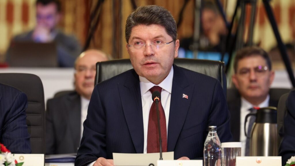 Tunç: Sürece dair yasal düzenlemeler Meclis'in takdirinde