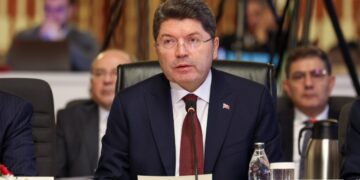 Tunç: Sürece dair yasal düzenlemeler Meclis'in takdirinde