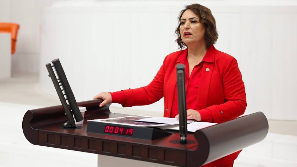 Türkiye'nin en büyük banknotu olan 200 lirayla bir tavuk dürüm dahi satın alınamıyor