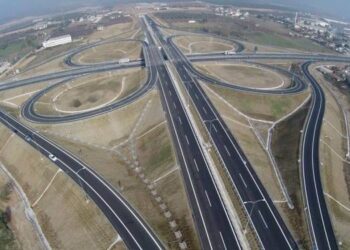 Yap-İşlet-Devret modeliyle yapılan köprü, tünel ve otoyolları işleten şirketlere ödenen garanti tutarlarına güncel kur ayarlaması yapıldı