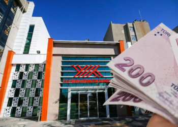 Yeni Vergi Paketi Herkesi Etkileyecek! Artık Vakıf Üniversitelerinin Ücretlerini YÖK Belirleyecek