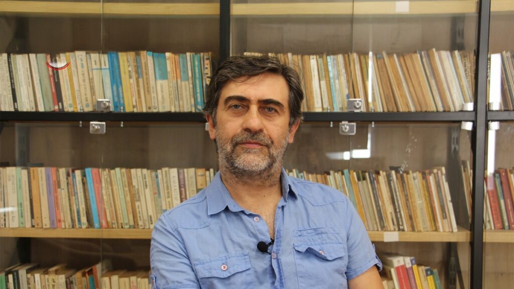 Yönetmen Alper: 'Silah bırakın' deniliyorsa siyaset kanalları açılmalı