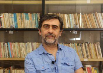 Yönetmen Alper: 'Silah bırakın' deniliyorsa siyaset kanalları açılmalı