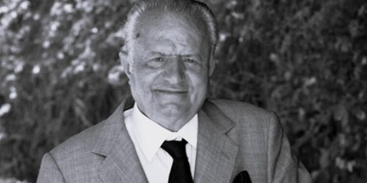 Zeki Triko'nun kurucusu Zeki Başeskioğlu hayatını kaybetti