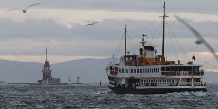 İstanbul’da bazı vapur seferleri iptal edildi