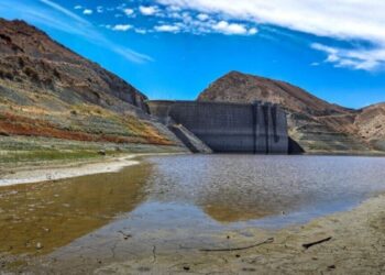 İran’da kuraklık, barajlarda su kalmadı
