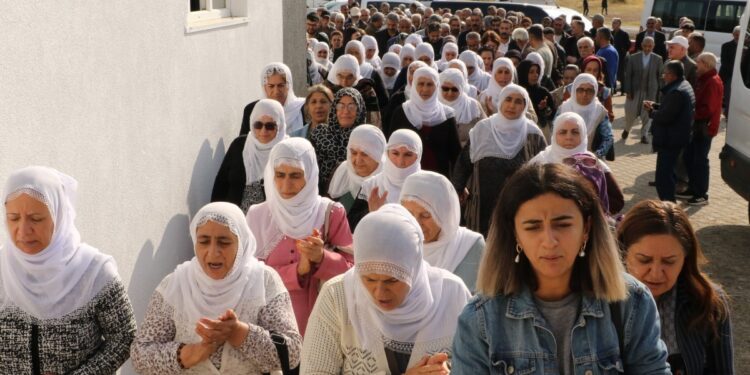 Opçin ve Bilgi’nin taziyelerine kitlesel ziyaret