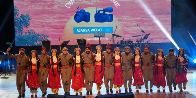 Ajansa Welat birinci yılını kutladı