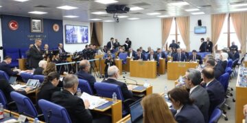 DEM Parti’den bütçe görüşmelerinde gençler için fon önerisi