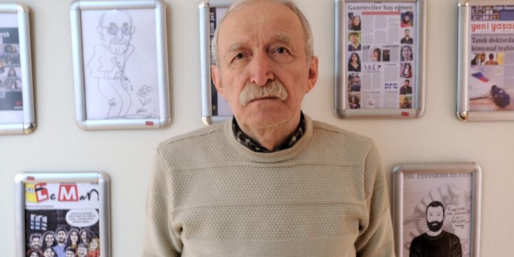 Gazeteci Aykol enfeksiyon nedeniyle uyandırılamıyor