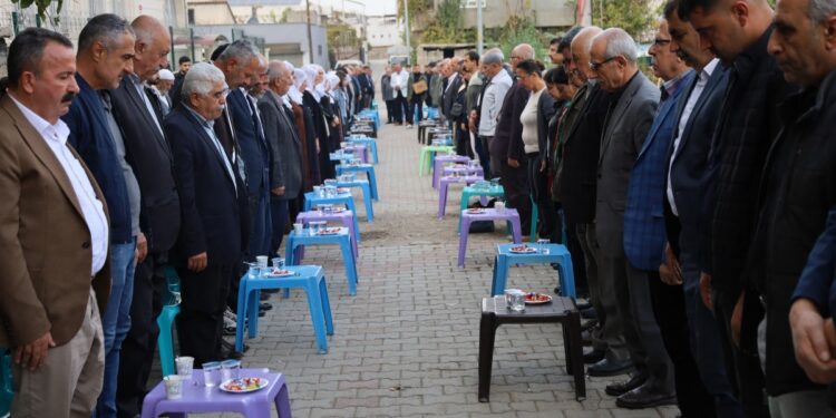 Adlığ ve Edemen’in taziyesine kitlesel ziyaret
