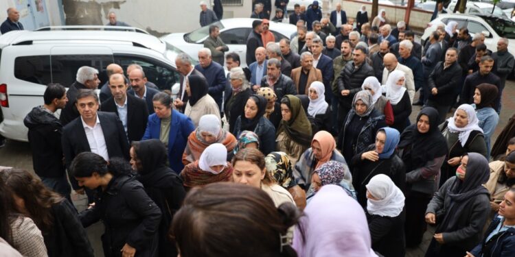 Êlih’te taziyelere kitlesel ziyaret