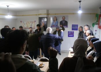 Kobanê için sınıra gidenler anlattı: İnsanlık için direndiler