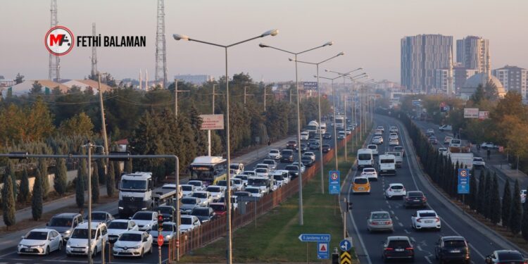 Amed’de trafik artık çileye döndü